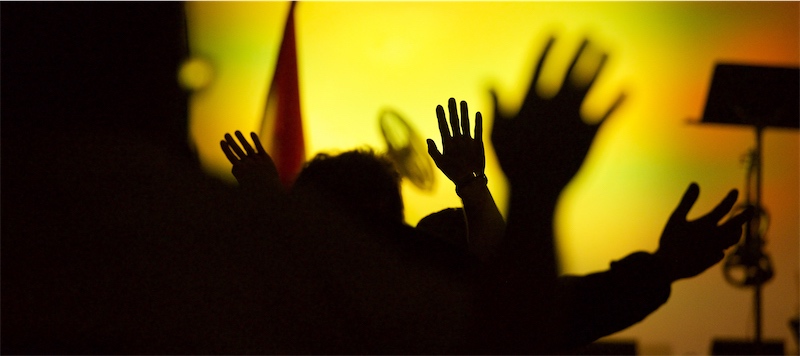 hand-above-for-pray