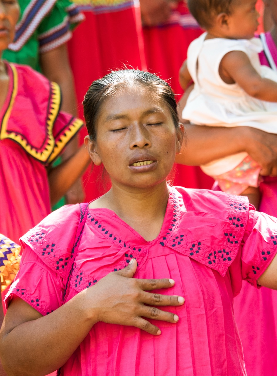 hand-above-for-pray