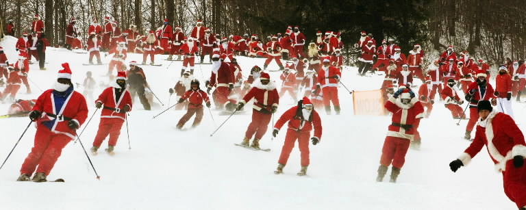 Santa skiing