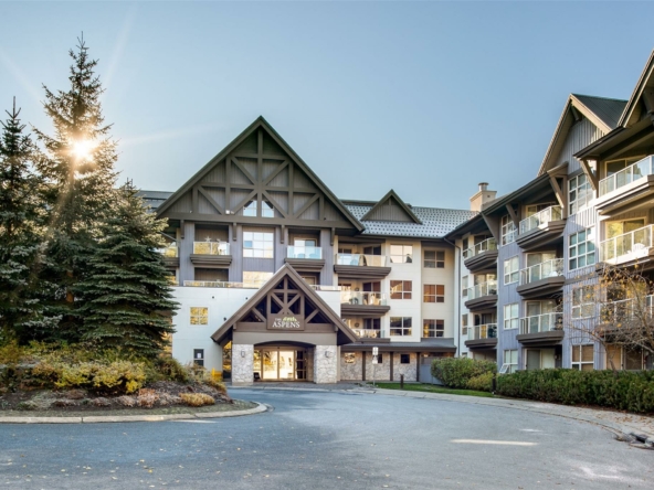 118-4800 Spearhead Drive - Whistler Real Estate