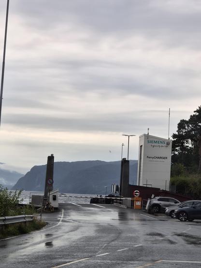 Charger on the quay marked Siemens Ferry Charger