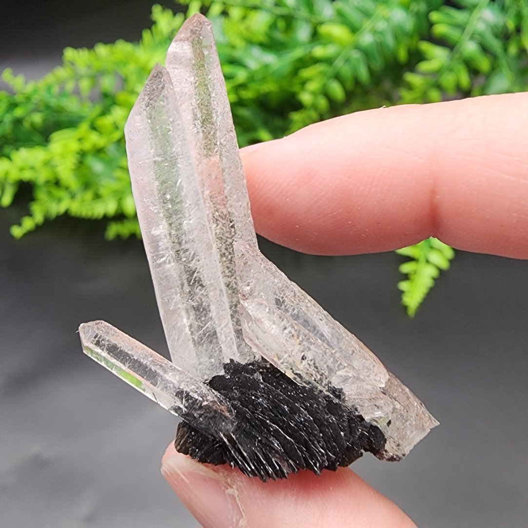 Red Quartz | China | SiO2 | Hematite Included Quartz Specimen - Image 2