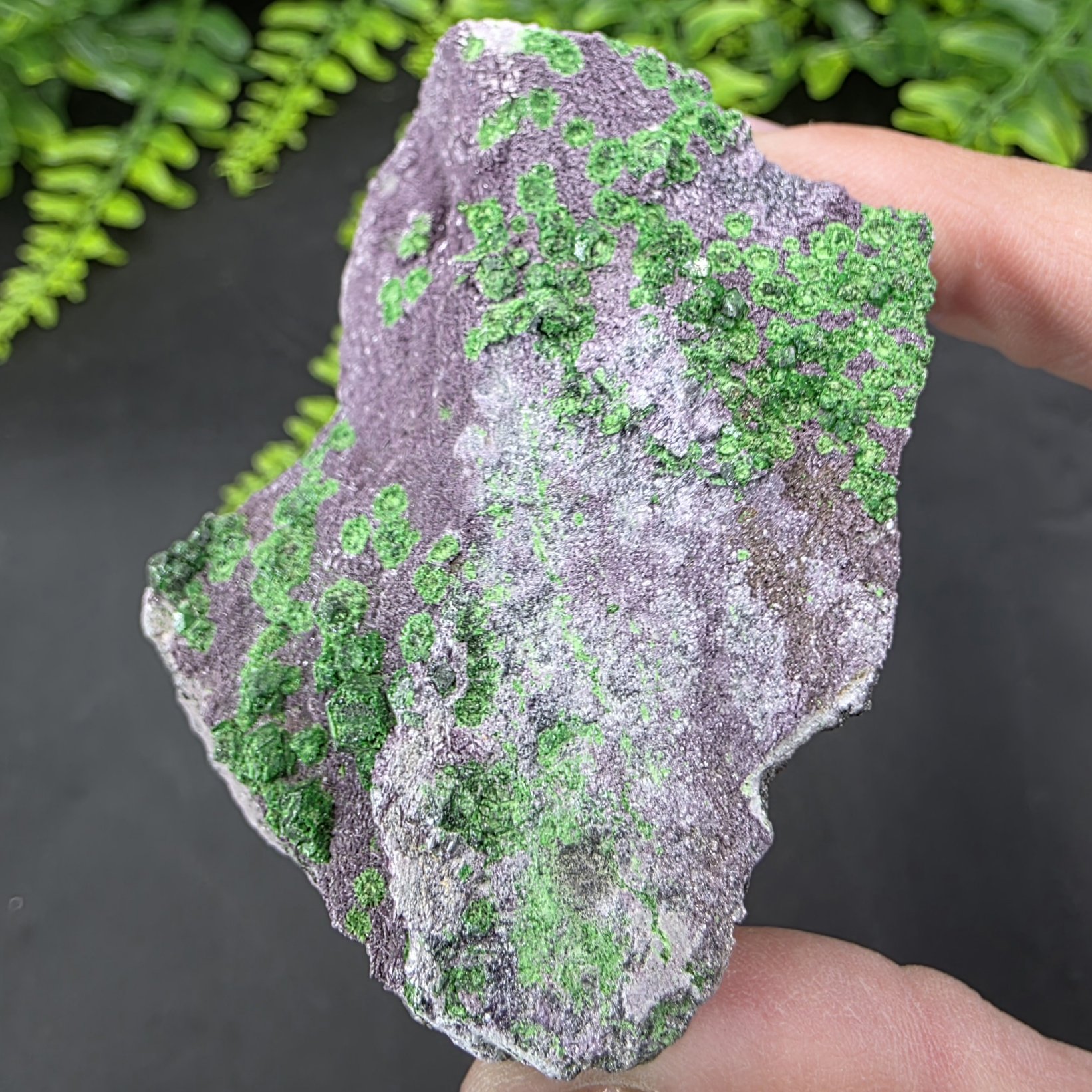 Uvarovite | Russia | Ca3Cr2Si3O12 | Uvarovite Specimen - Image 2
