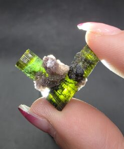 Green Tourmaline | Aricanga, Brazil | CaMg3(Al5Mg)(Si6O18)(BO3)3(OH)3(OH) | Tourmaline Specimen