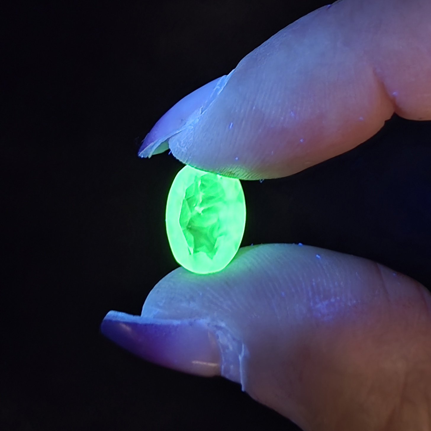 Hyalite Opal Facet | San Luis Potosi, Mexico | SiO2 · nH2O | UV Reactive Hyalite Opal - Image 5