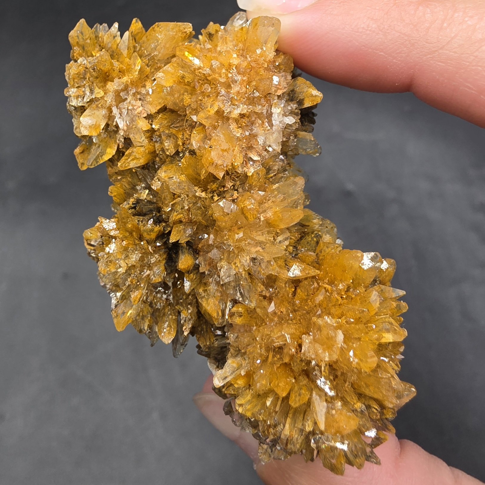 Creedite | Durango, Mexico | CA3Al2SO4(F,OH)10*2(H2O) | Creedite Specimen - Image 3