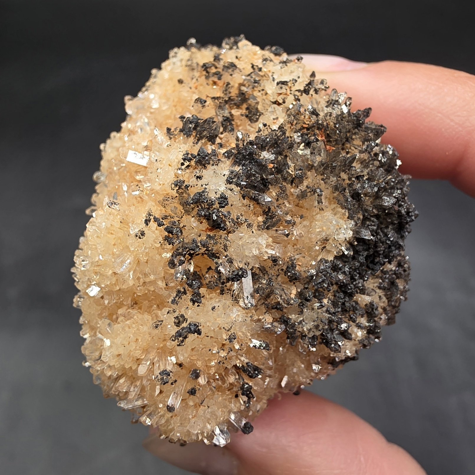 Creedite | Durango, Mexico | CA3Al2SO4(F,OH)10*2(H2O) | Creedite Specimen - Image 4