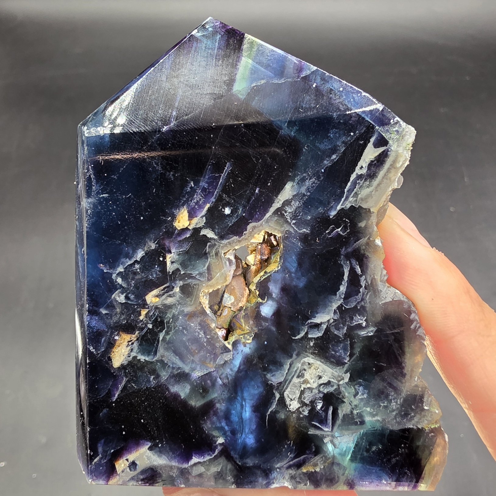 Black Rose Fluorite Tower | China | CaF2 | Red UV Reactive Polished Fluorite - Image 3