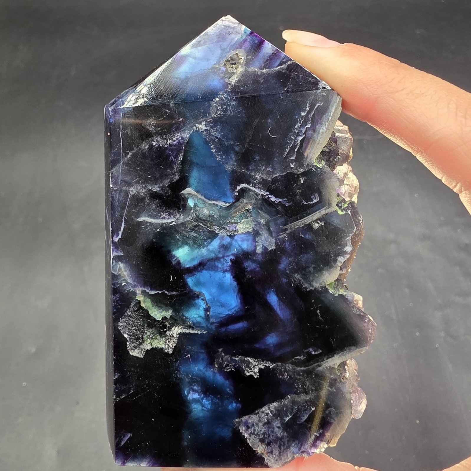 Black Rose Fluorite Tower | China | CaF2 | Red UV Reactive Polished Fluorite - Image 9