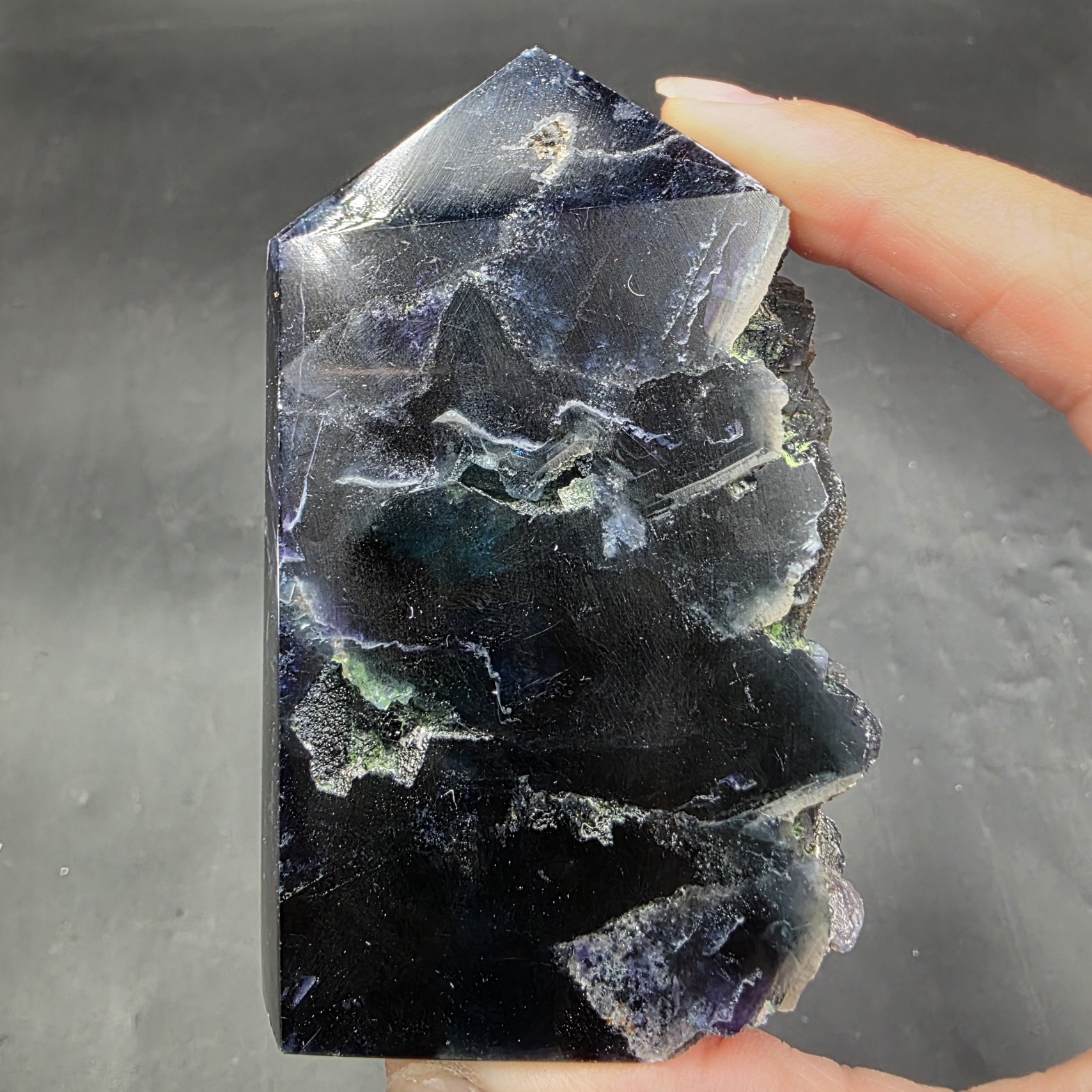 Black Rose Fluorite Tower | China | CaF2 | Red UV Reactive Polished Fluorite - Image 10