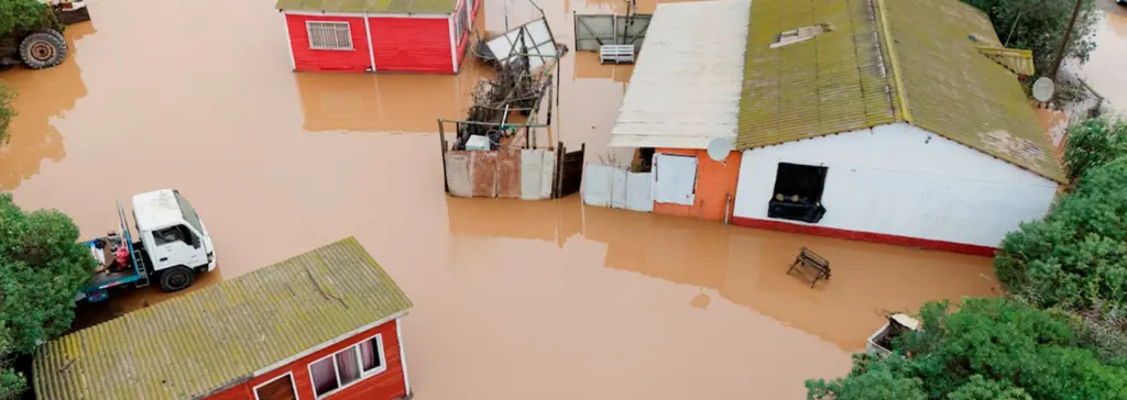 Humedad y lluvias: qué debe tener una vivienda para resistir temporales sin deteriorarse