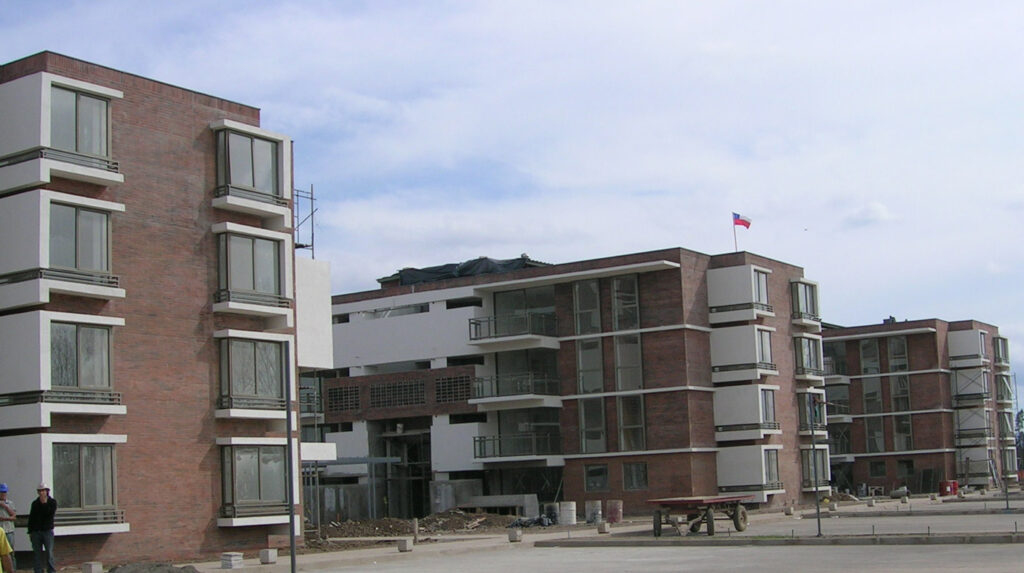Conjunto Habitacional Delta Pajaritos