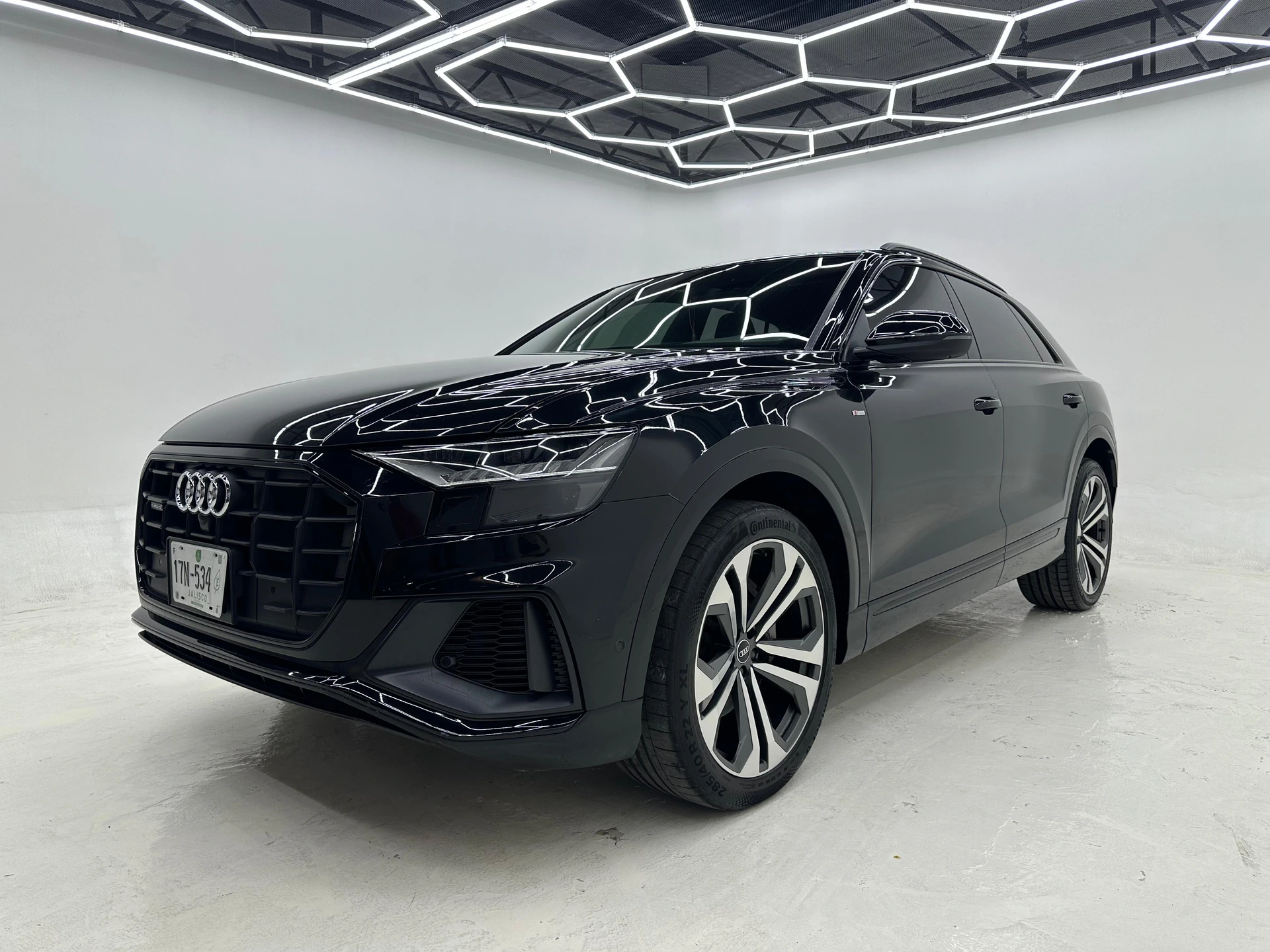 2022 audi Q8 S Line