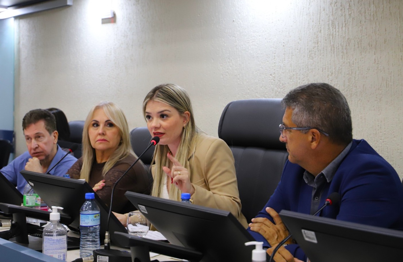 Aprovada criação da Procuradoria da Mulher na Câmara de Caraguatatuba