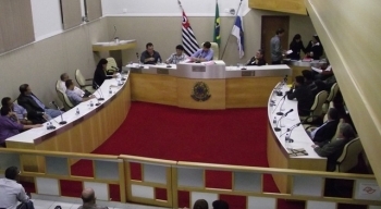 Câmara de Caraguá cria controle interno para combater irregularidades
