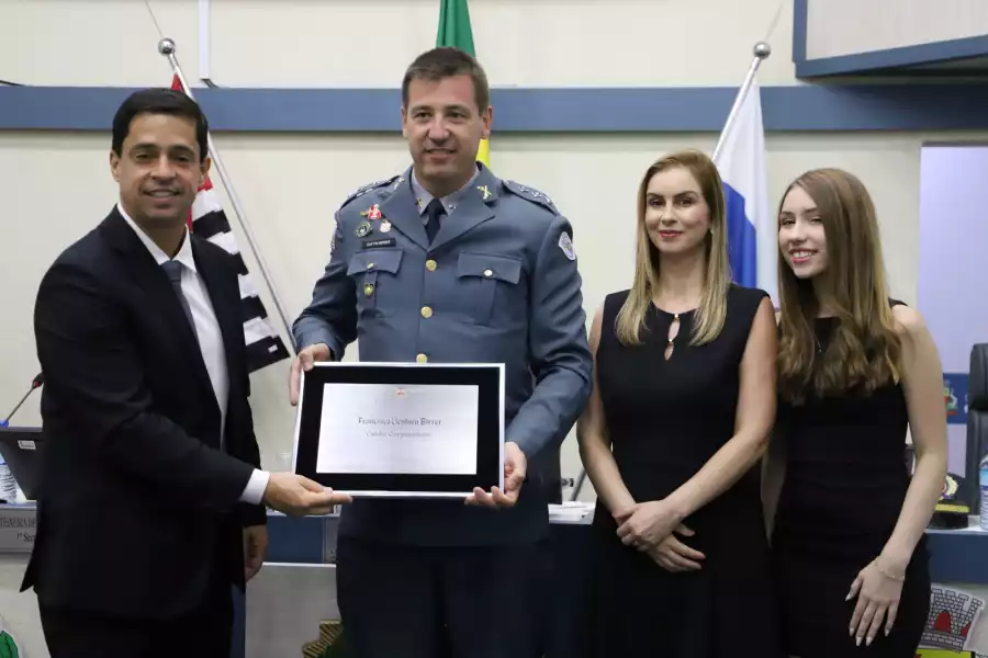 Título de Cidadão Caraguatatubense é entregue ao Capitão Francisco Ventura Birrer
