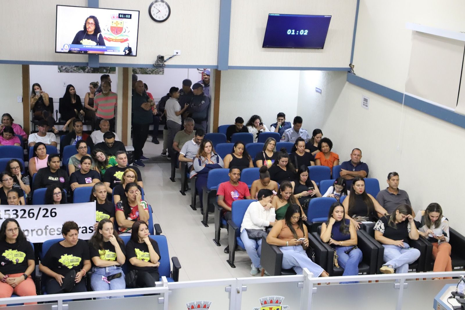 Implantação de cemitérios verticais e regularização de imóveis estão em pauta na sessão desta terça-feira