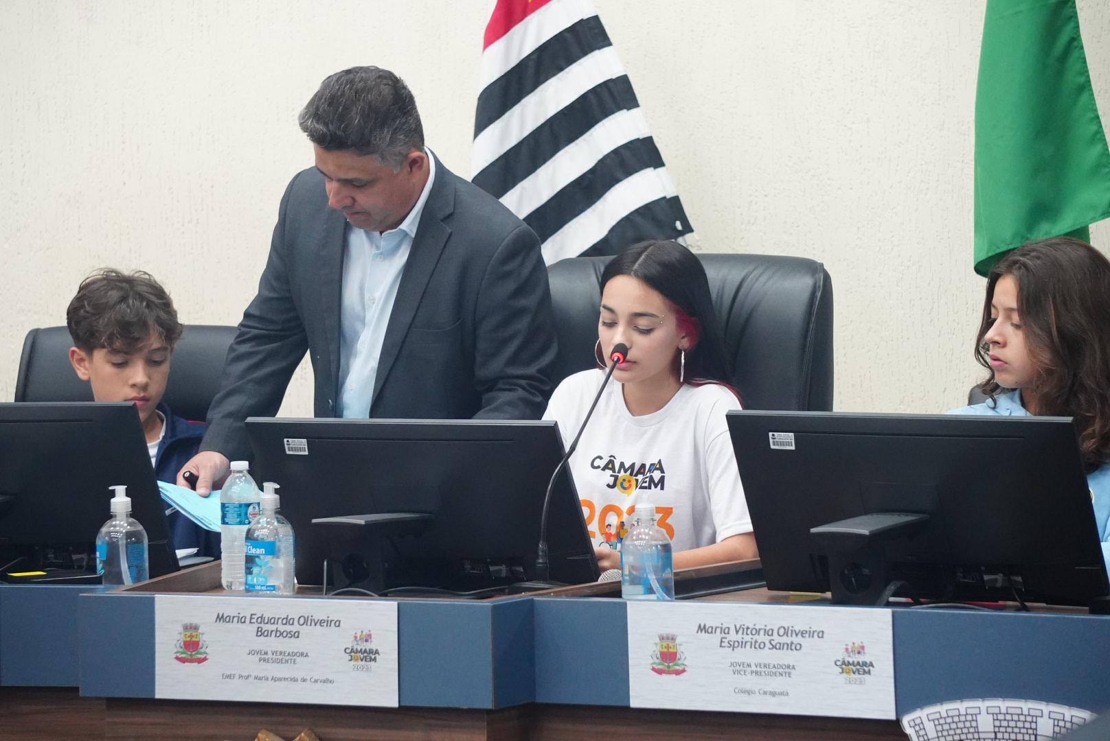 Proposituras voltadas para a área da educação são destaque em sessão ordinária da Câmara Jovem