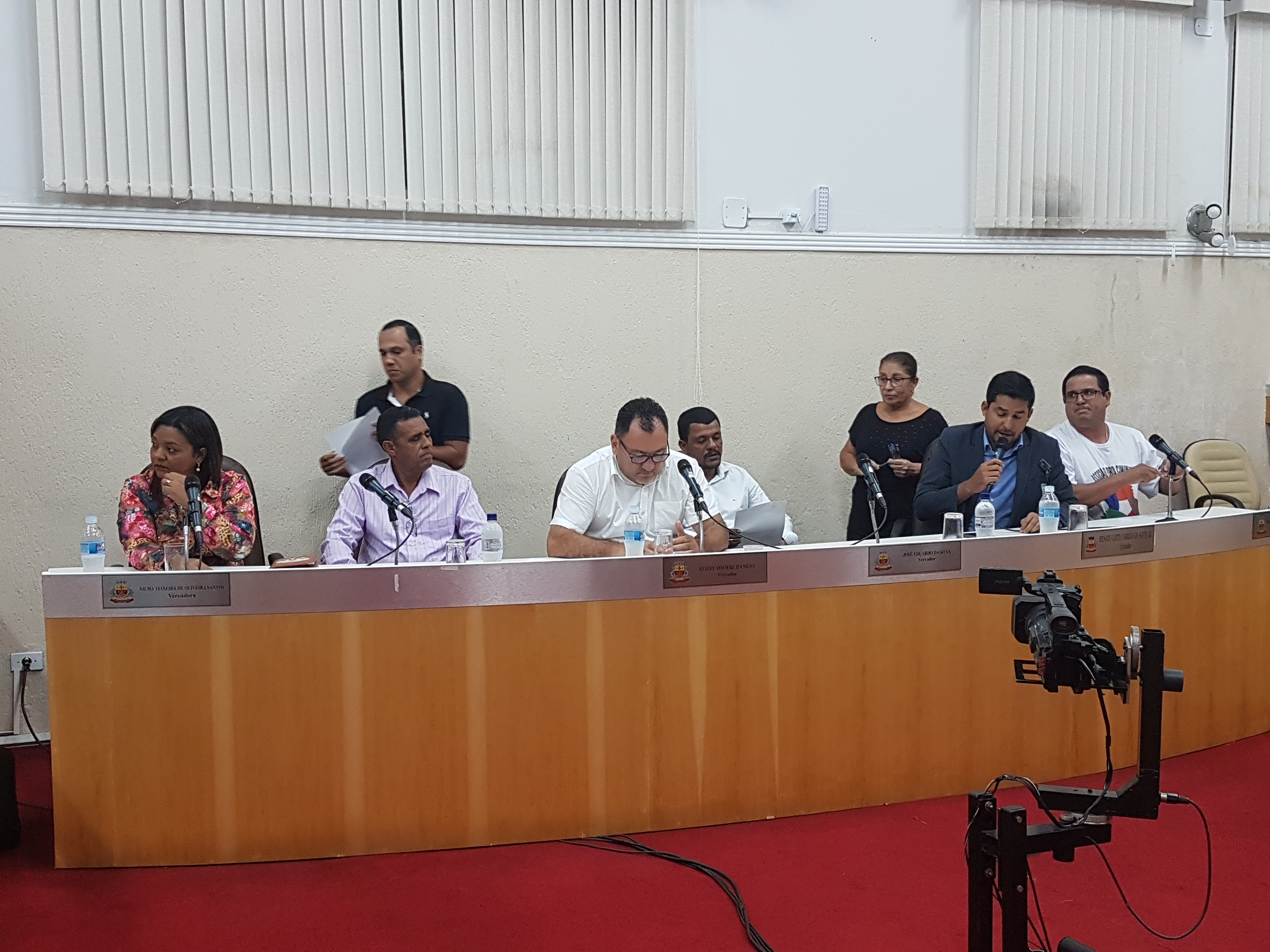 Valmir Tavares é empossado e Dennis Guerra assume como 2º Secretário