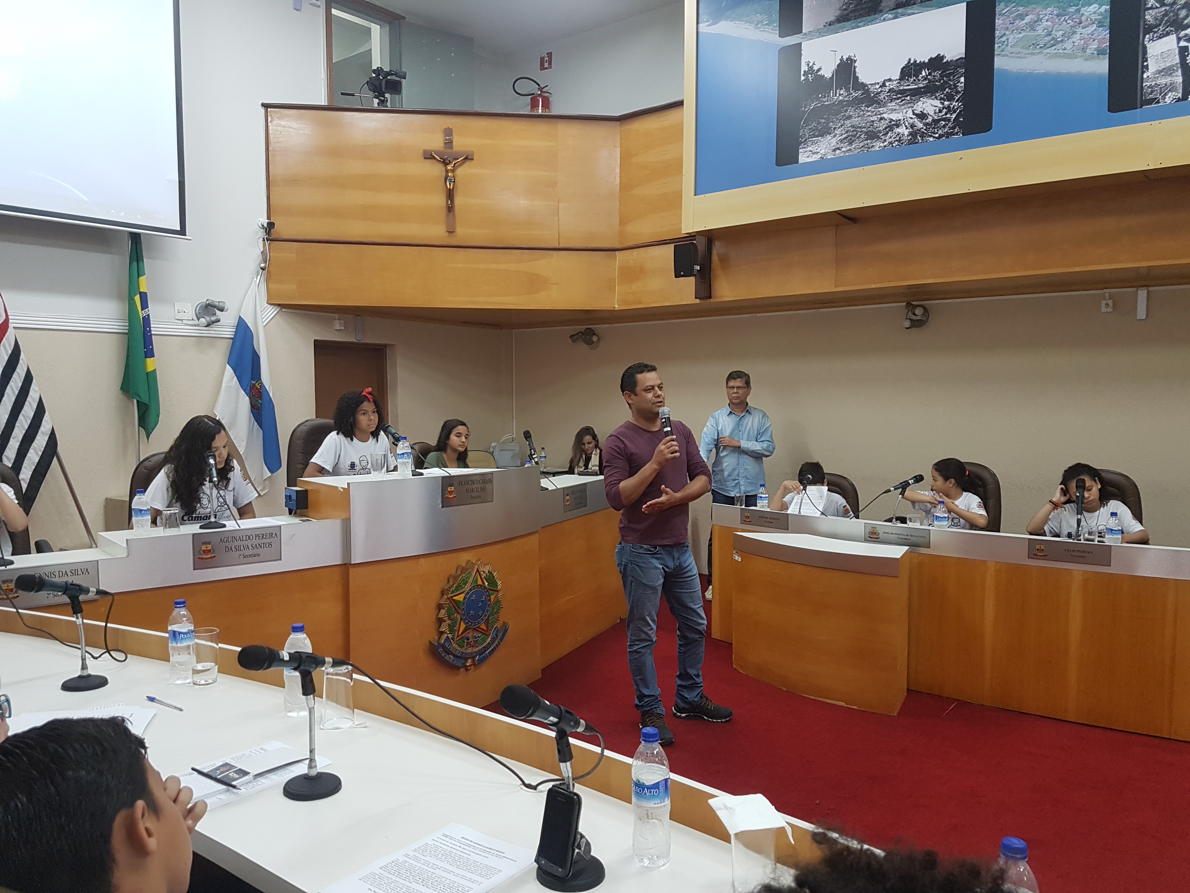 Proposituras da Câmara Jovem inspiram Vereador