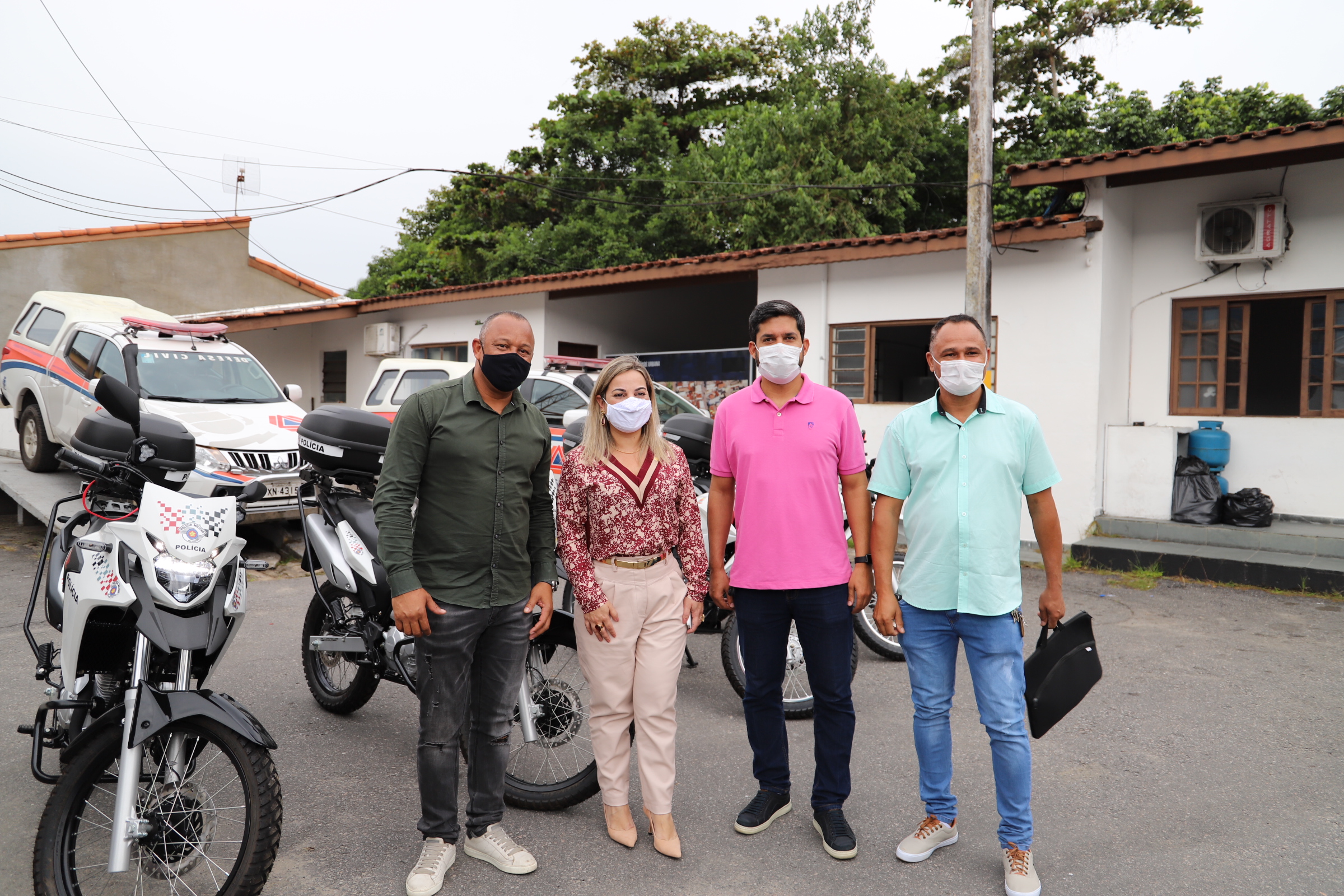 Vereadores acompanham entrega de motos para Atividade Delegada e Mobilidade Urbana