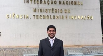 Presidente da Câmara vai à Brasilia em busca de recursos para Caraguatatuba