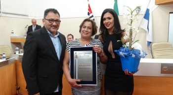 Títulos de Cidadão Caraguatatubense são entregues pela Câmara Municipal