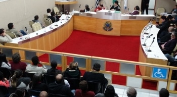 Sessão tem projeto que concede título de cidadão caraguatatubense aprovado