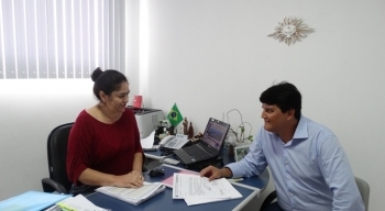 Vereador China tem reunião com secretária de saúde