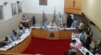 Câmara aprova projetos que declaram associações em utilidade pública