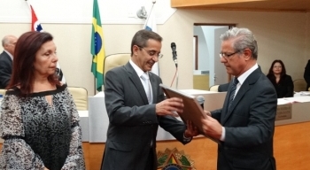 Câmara concede o título de Cidadão Caraguatatubense a José Bosco de Castro