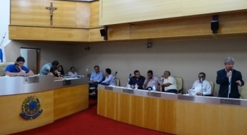 Vereadores aprovam projeto de tombamento de bens artísticos e culturais da Câmara