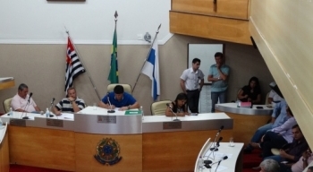 Sessão conta com projetos de autoria de Parlamentares