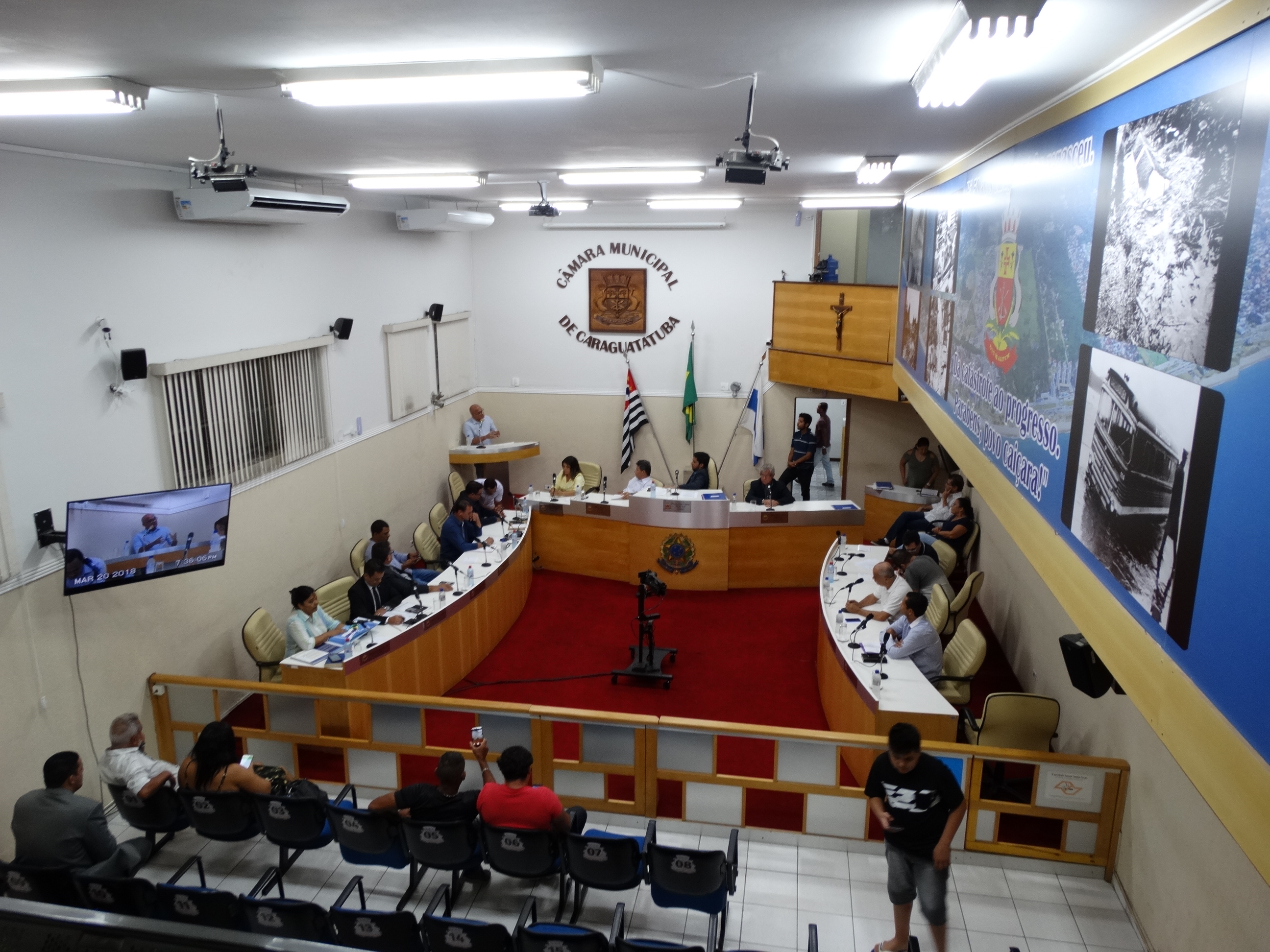 Sessão tem projetos aprovados