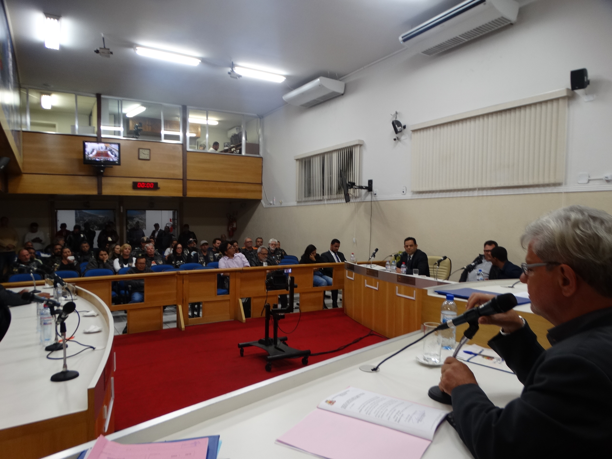 Projeto sobre meia-entrada para professores será discutido em sessão