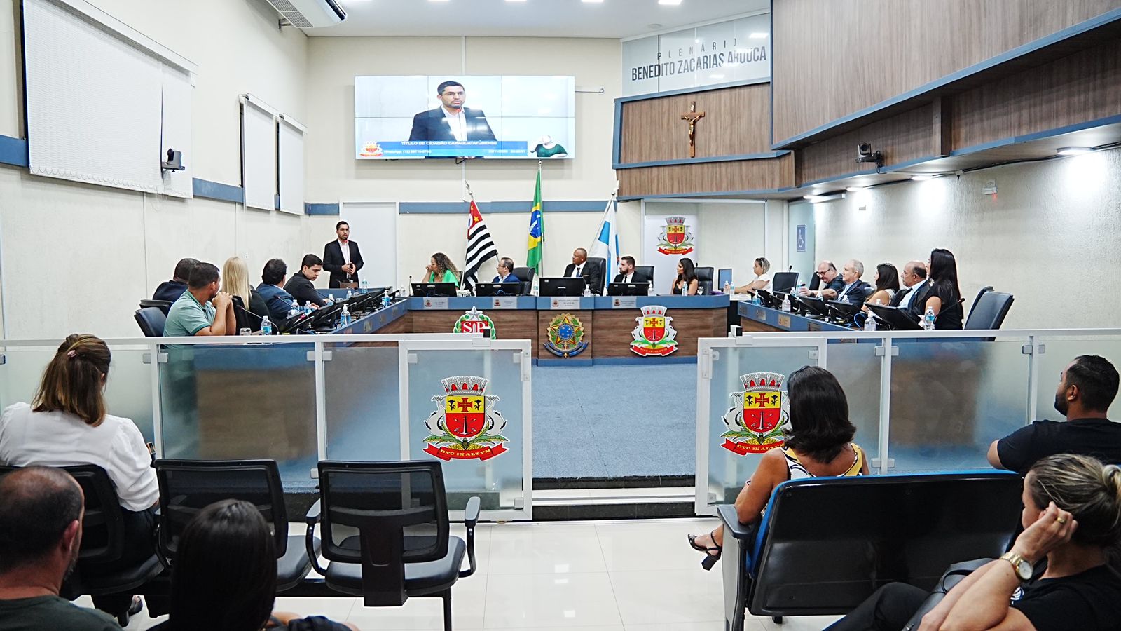 Leandro Luiz Cantieri e Walterly Rodrigues de Sousa são os novos Cidadãos Caraguatatubenses