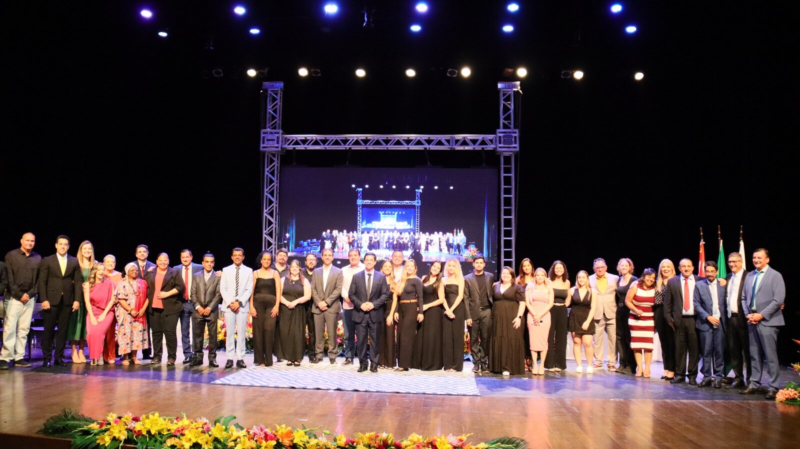 Câmara homenageia 10 novos Cidadãos Caraguatatubenses