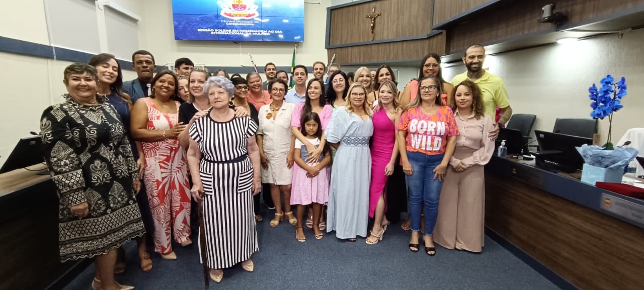 Em noite especial, Câmara de Caraguá celebra o Dia da Mulher