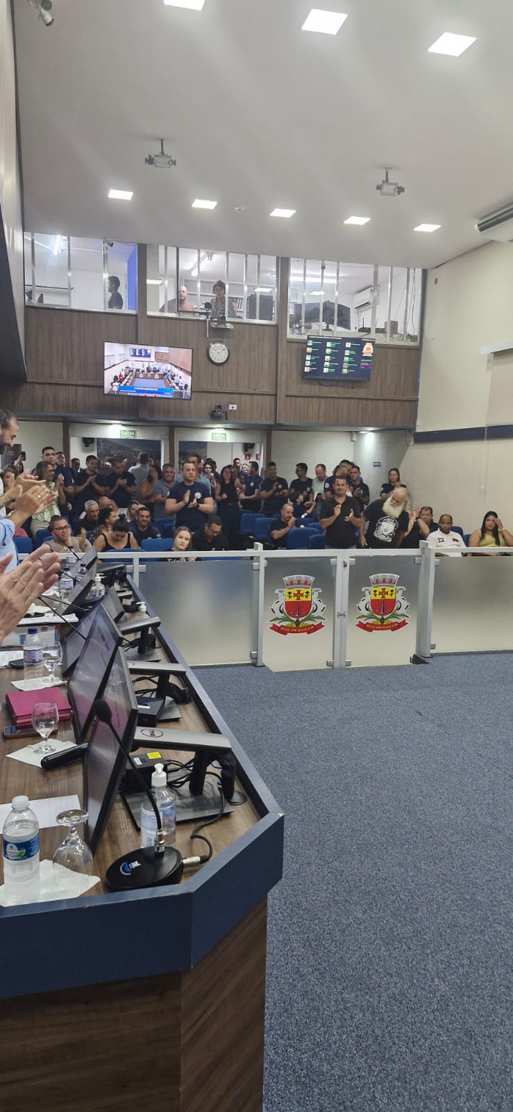 Câmara Municipal presta homenagem a servidoras públicas no Dia Internacional da Mulher