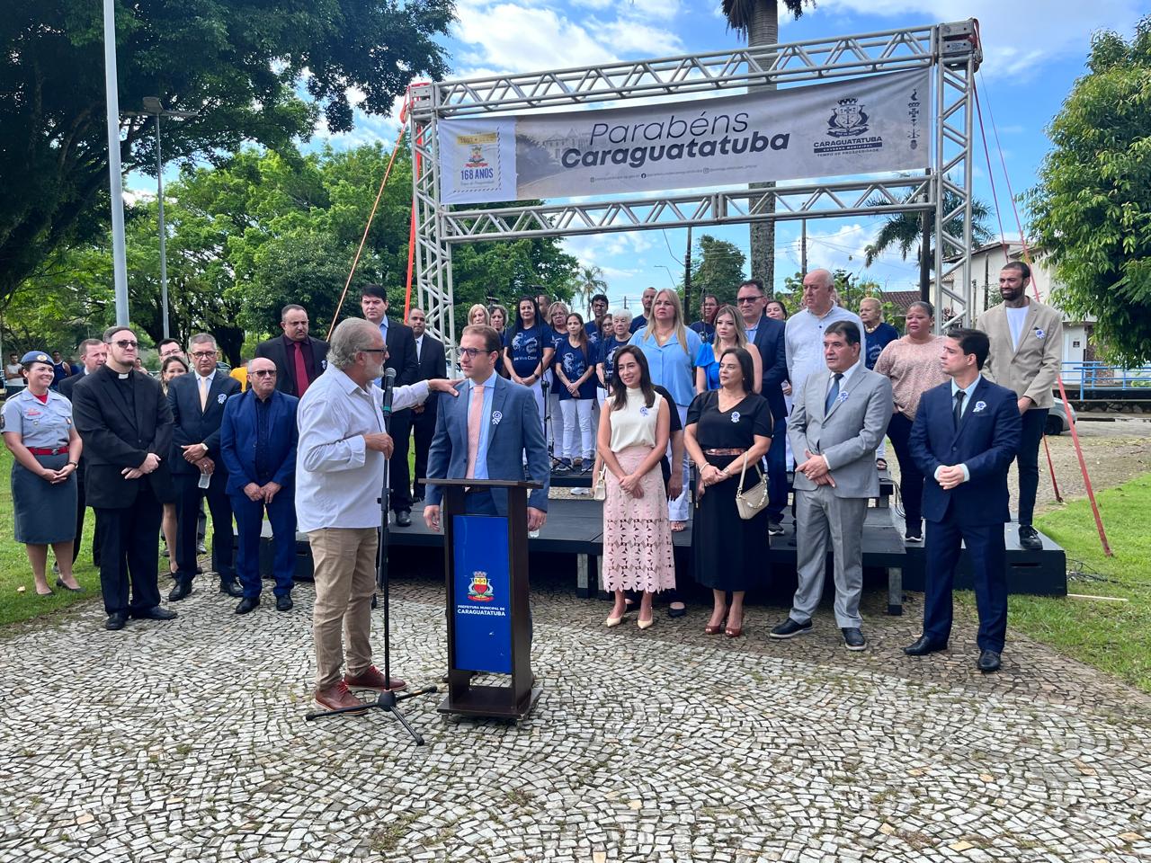 Vereadores participam das comemorações dos 168 anos de Caraguatatuba