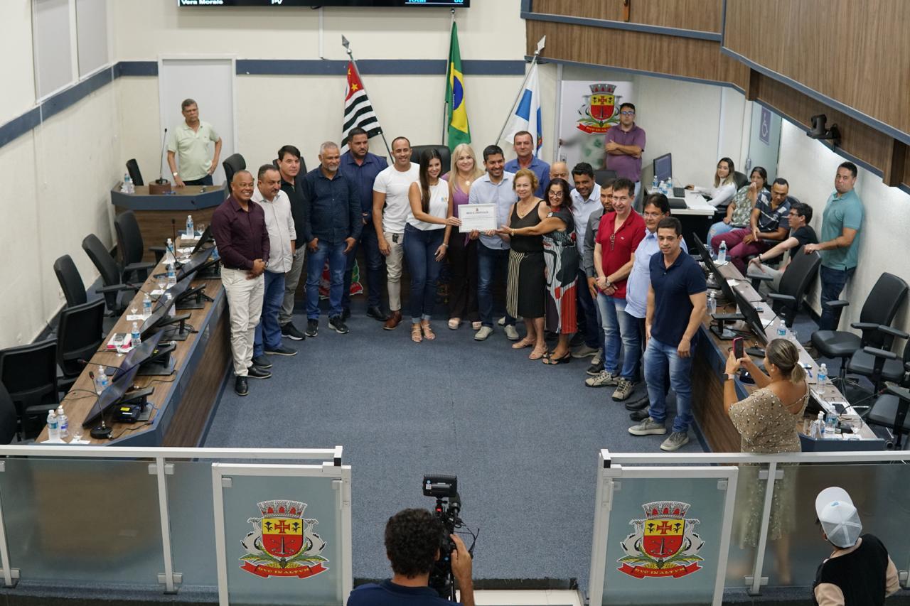 Moção que congratula com a Associação de Combate ao Câncer de Caraguatatuba é aprovada na Câmara Municipal