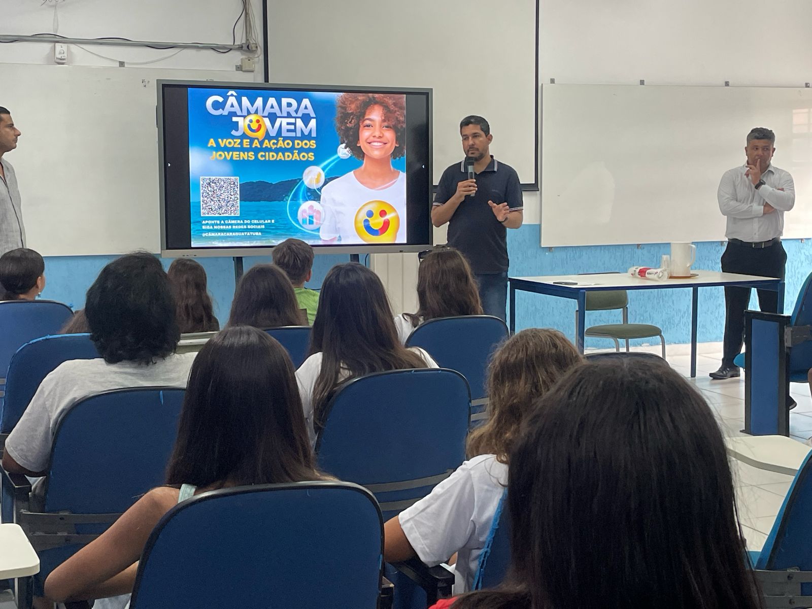 Câmara Municipal inicia visita nas unidades escolares que participarão do programa Câmara Jovem 2024