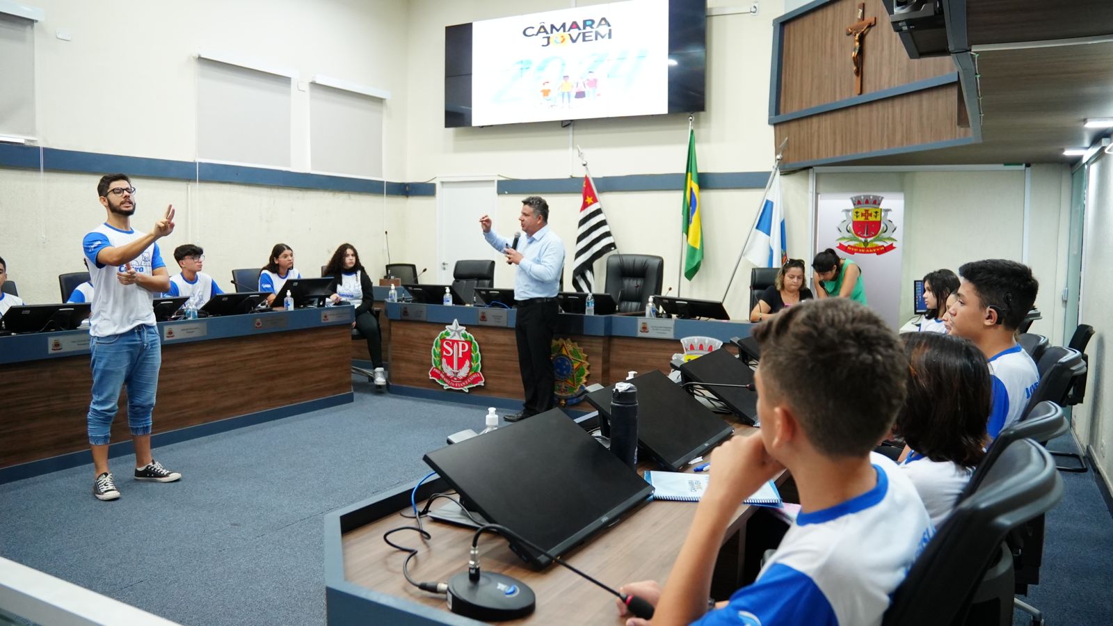 Câmara Jovem: Jovens vereadores participam de primeira reunião preparatória para solenidade de posse