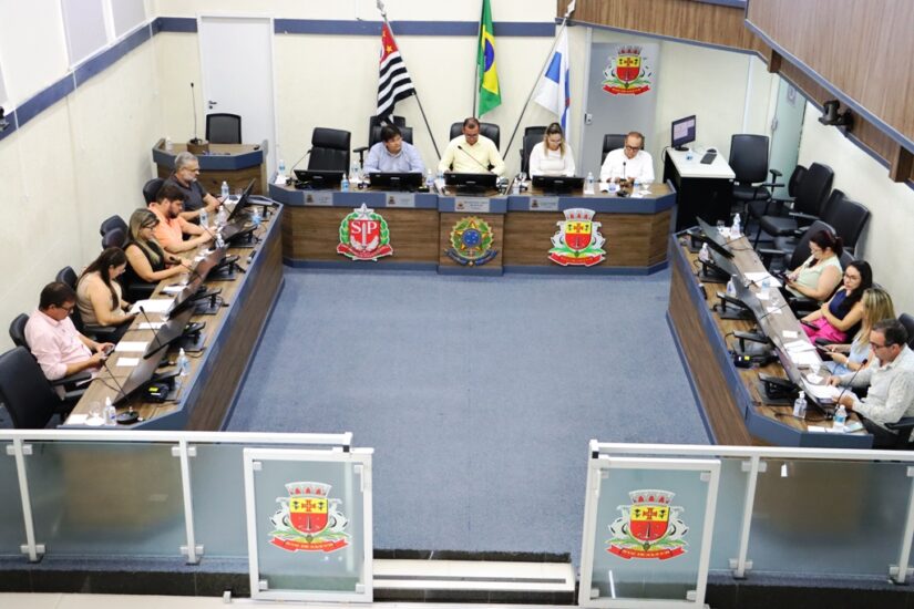 Secretaria de Saúde presta contas na Câmara Municipal