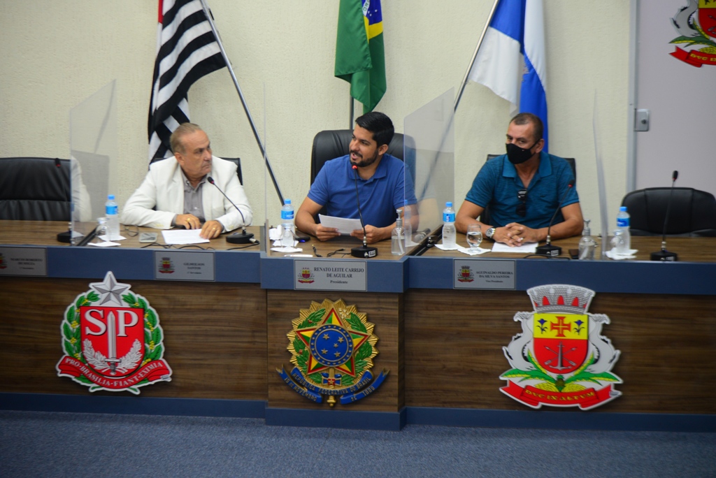 Vereadores participam de prestação de contas da Secretaria Municipal de Saúde