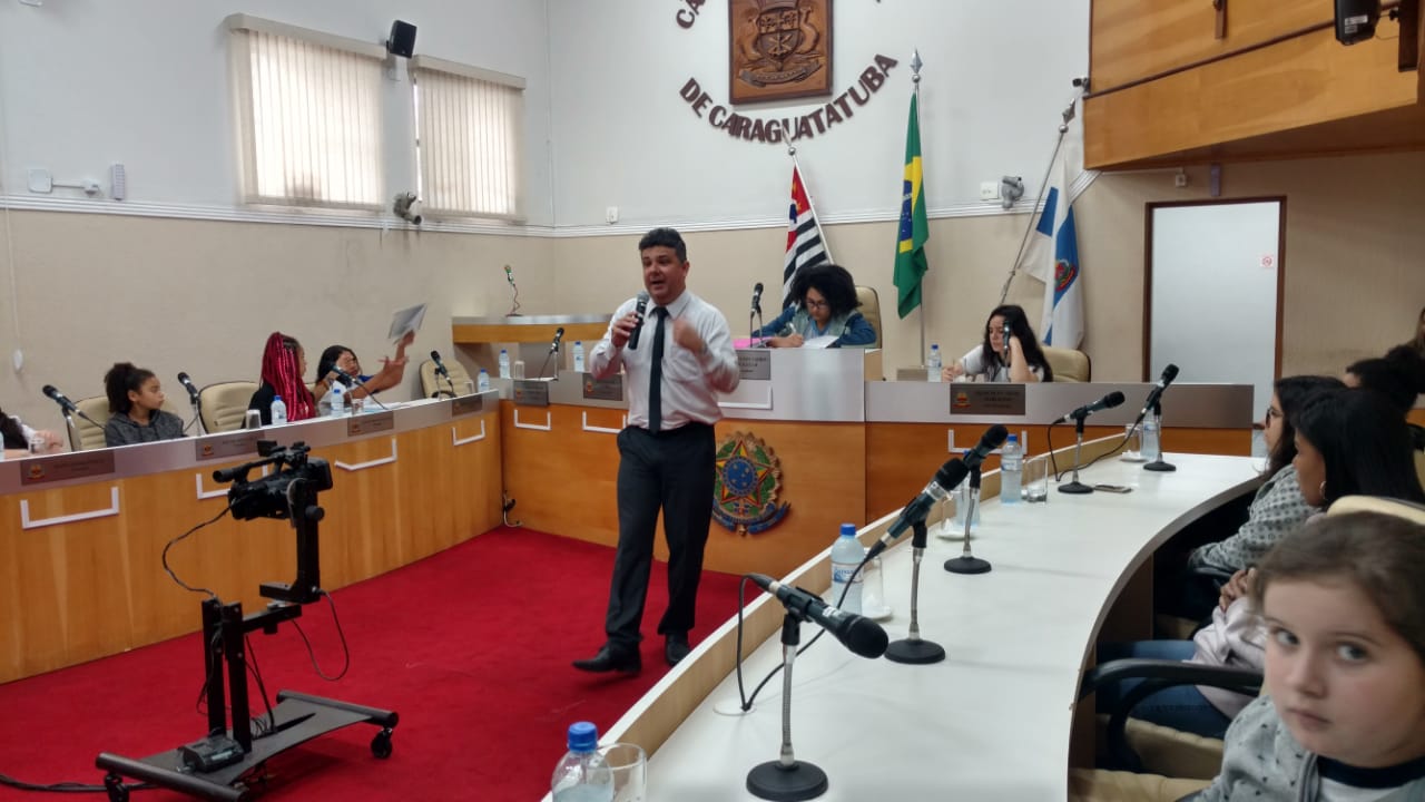 Câmara realiza reunião do Programa Jovem Legislador