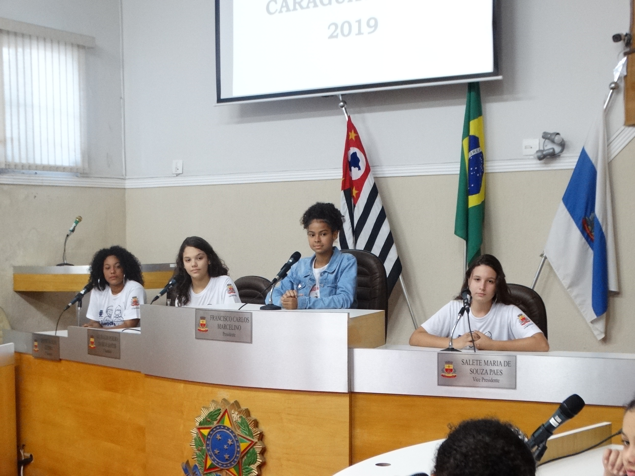 Câmara Jovem realiza primeira reunião