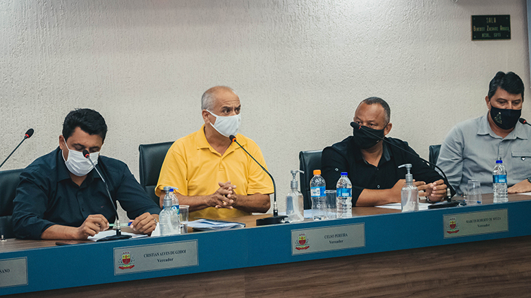 Vereadores defendem ampliar categorias de prioridade para vacinação contra COVID-19