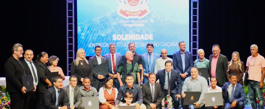 Cerimônia entrega Título de Gratidão Caiçara a 13 homenageados