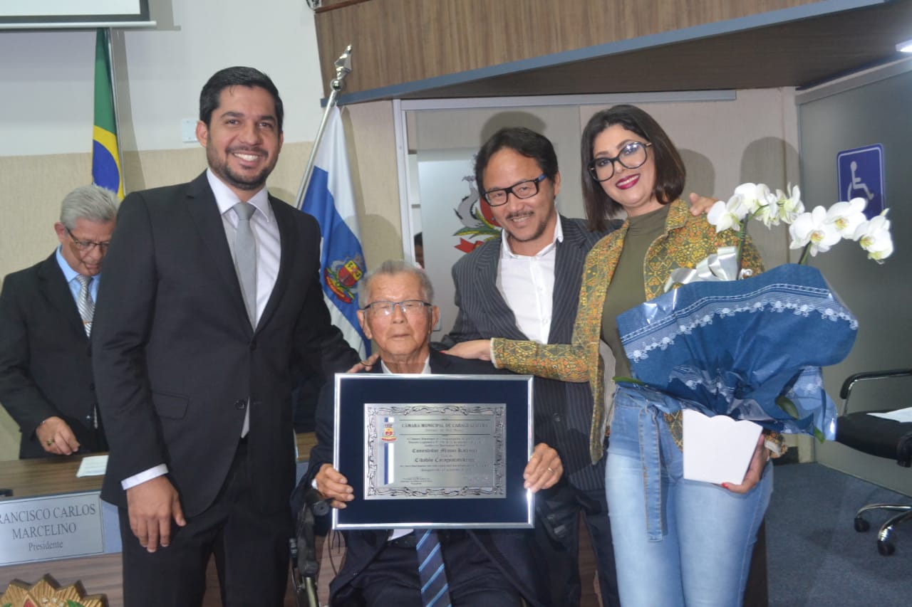 Comendador Mitsuo Kashiura recebe honraria da Câmara Municipal